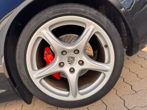 Bild 52/66 von Porsche 911 Carrera S (2006)
