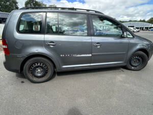 Image 9/25 of Volkswagen Touran 1.4 TSI (2004)