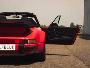 Bild 17/72 von Porsche 911 Turbo 3.3 (1989)