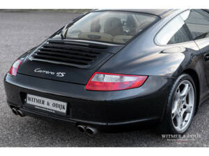 Bild 9/26 von Porsche 911 Carrera 4S (2006)