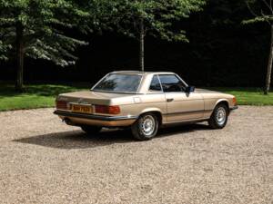 Afbeelding 13/40 van Mercedes-Benz 280 SL (1981)