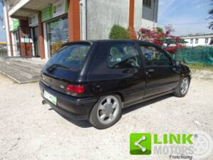 Afbeelding 7/10 van Renault Clio I 1.8 16V (1994)
