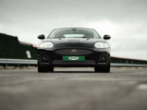 Image 3/33 of Jaguar XKR (2008)