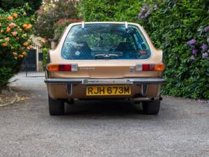 Image 22/50 of Volvo 1800 ES (1973)