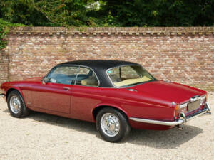 Imagen 20/50 de Jaguar XJ 6 L 4.2 (1977)