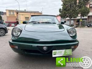 Immagine 6/10 di Alfa Romeo 2.0 Spider (1992)