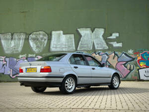 Imagen 3/100 de BMW 318is (1996)