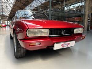 Image 6/28 of Peugeot 504 Convertible (1981)