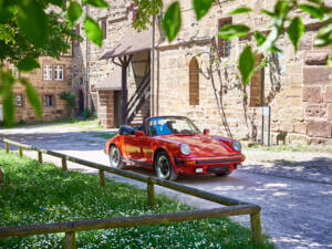 Image 40/44 of Porsche 911 SC 3.0 (1983)