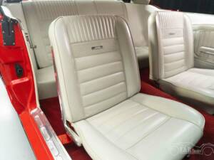 Image 15/19 of Ford Mustang 289 (1965)