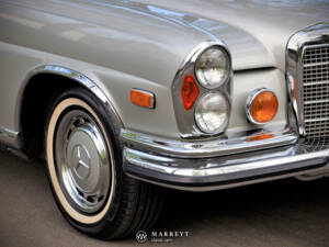 Immagine 14/80 di Mercedes-Benz 280 SE 3,5 (1971)