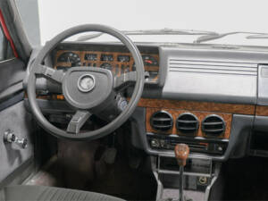 Image 12/20 de Alfa Romeo Alfetta 2.0 L (1979)