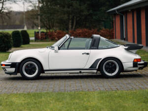 Image 19/55 de Porsche 911 Turbo 3.3 (1988)