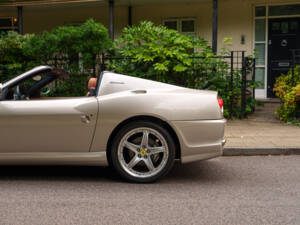 Image 15/32 of Ferrari 575 Superamerica F1 (2005)