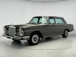 Image 2/7 of Mercedes-Benz 300 SEL 3.5 (1971)