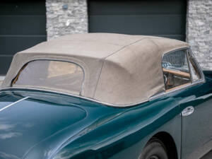 Image 50/50 of Aston Martin DB 2&#x2F;4 Mk I DHC (1954)