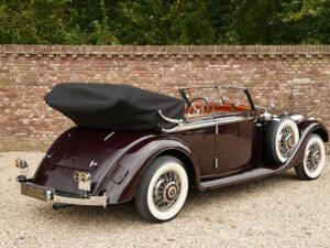 Immagine 2/50 di Mercedes-Benz 320 Cabriolet B (1939)