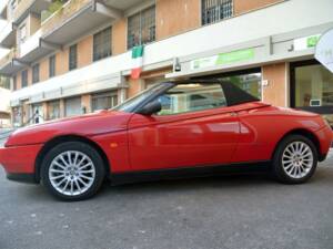 Imagen 3/10 de Alfa Romeo Spider 2.0 Twin Spark 16V (1995)