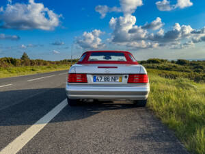 Image 8/23 of Mercedes-Benz SL 320 (1996)