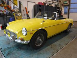 Image 1/50 of MG MGB (1967)