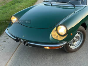 Image 37/60 de Alfa Romeo Spider 1300 (1976)