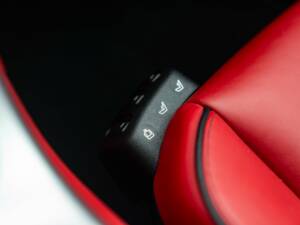 Image 35/50 of Mercedes-Benz SLS AMG (2010)