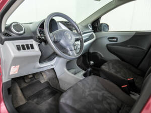 Image 11/48 of Suzuki Alto (2010)