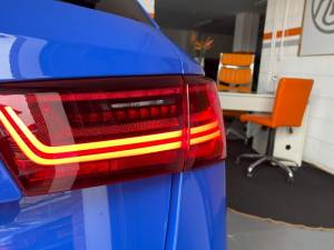 Image 39/50 de Audi RS6 Avant (2017)