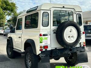 Image 6/10 of Land Rover Defender 110 Td5 (1999)