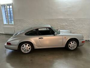 Image 7/20 of Porsche 911 Carrera 4 (1990)