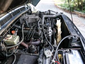 Bild 18/28 von Land Rover Range Rover Classic EFI (1987)