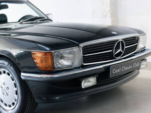 Immagine 21/30 di Mercedes-Benz 300 SL (1987)