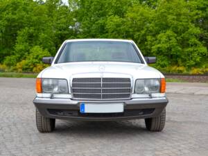 Bild 9/21 von Mercedes-Benz 280 SE (1985)