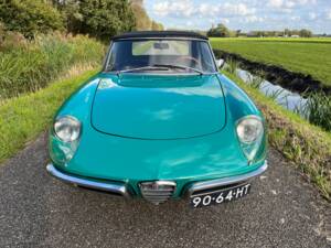 Image 3/91 de Alfa Romeo 1750 Spider Veloce (1969)