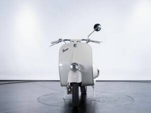 Image 2/8 of Piaggio DUMMY (1955)