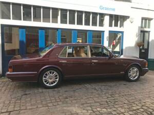 Imagen 11/26 de Bentley Brooklands R Mulliner (1998)