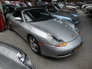 Image 23/44 de Porsche Boxster S (2000)