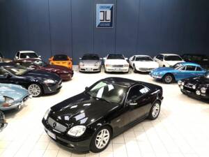 Image 2/72 de Mercedes-Benz SLK 200 Kompressor (2003)