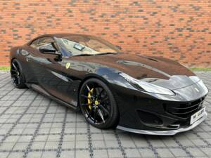 Image 9/37 de Ferrari Portofino (2019)