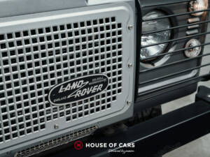 Image 12/25 of Land Rover Defender 90 (2013)