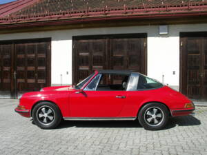 Image 30/38 of Porsche 911 2.2 E (1971)