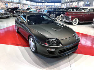 Image 11/17 of Toyota Supra (1994)