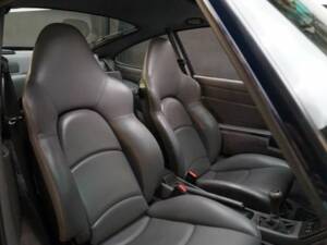 Image 18/50 of Porsche 911 Carrera (1995)