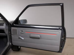 Imagen 9/28 de Peugeot 205 GTi 1.9 (1991)