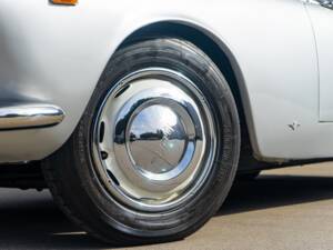 Image 2/31 de Lancia Flaminia GT 3C 2.5 Convertible (1963)