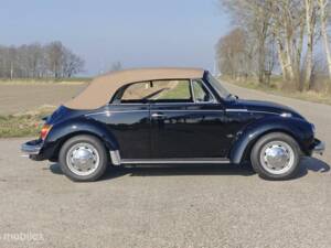 Image 20/35 de Volkswagen Coccinelle 1303 (1972)