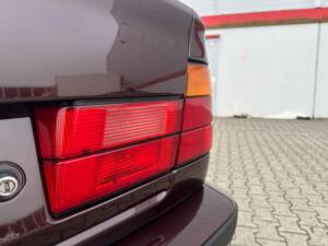 Afbeelding 9/100 van BMW 540i (1992)