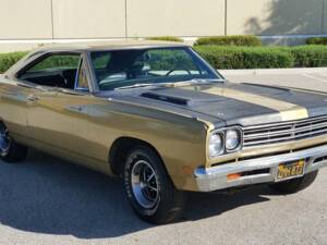 Image 3/20 of Plymouth Road Runner 383 (1969)