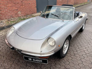 Image 36/71 de Alfa Romeo Spider Veloce 2000 (1977)