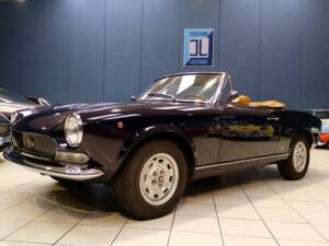 Bild 15/74 von FIAT 124 Spider CS1 (1973)